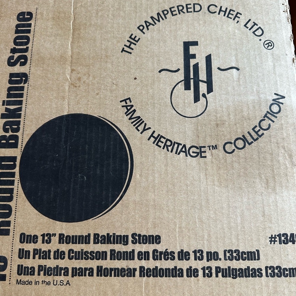 The Pampered Chef 13” Round Baking Stone